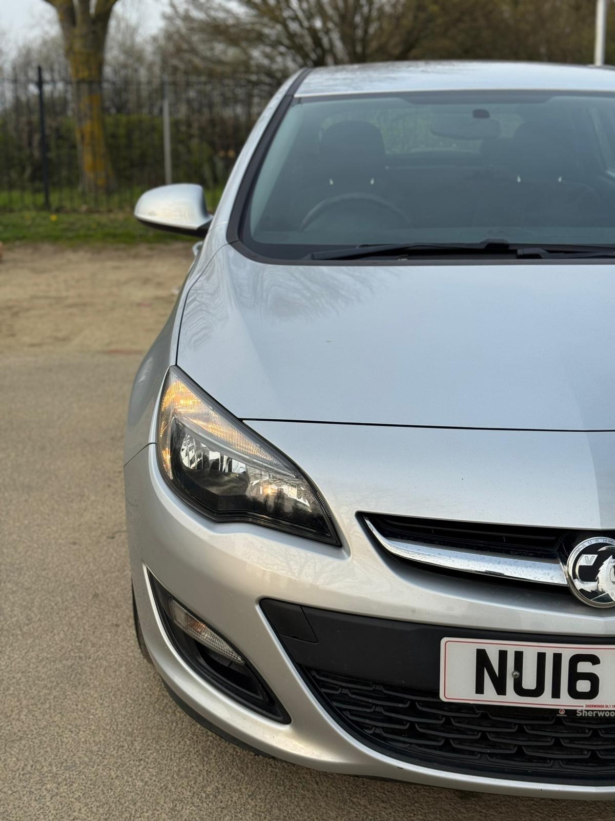 Used Vauxhall Astra for sale - 78092277: Photo 10