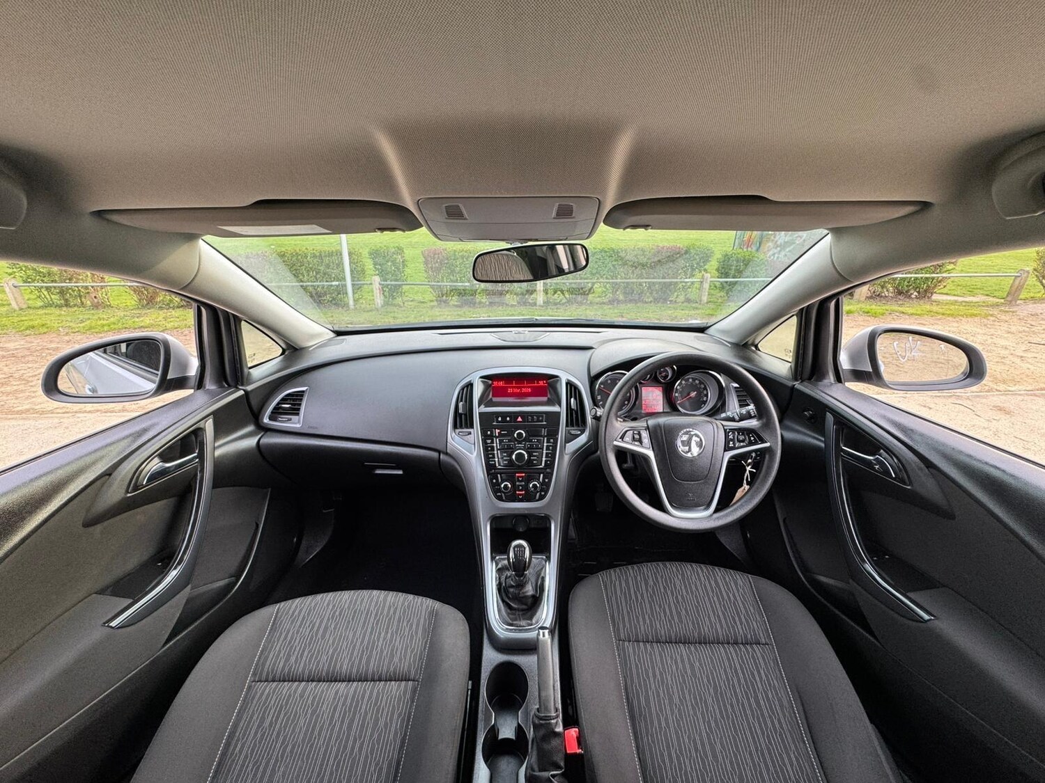 Used Vauxhall Astra for sale - 78092277: Photo 28