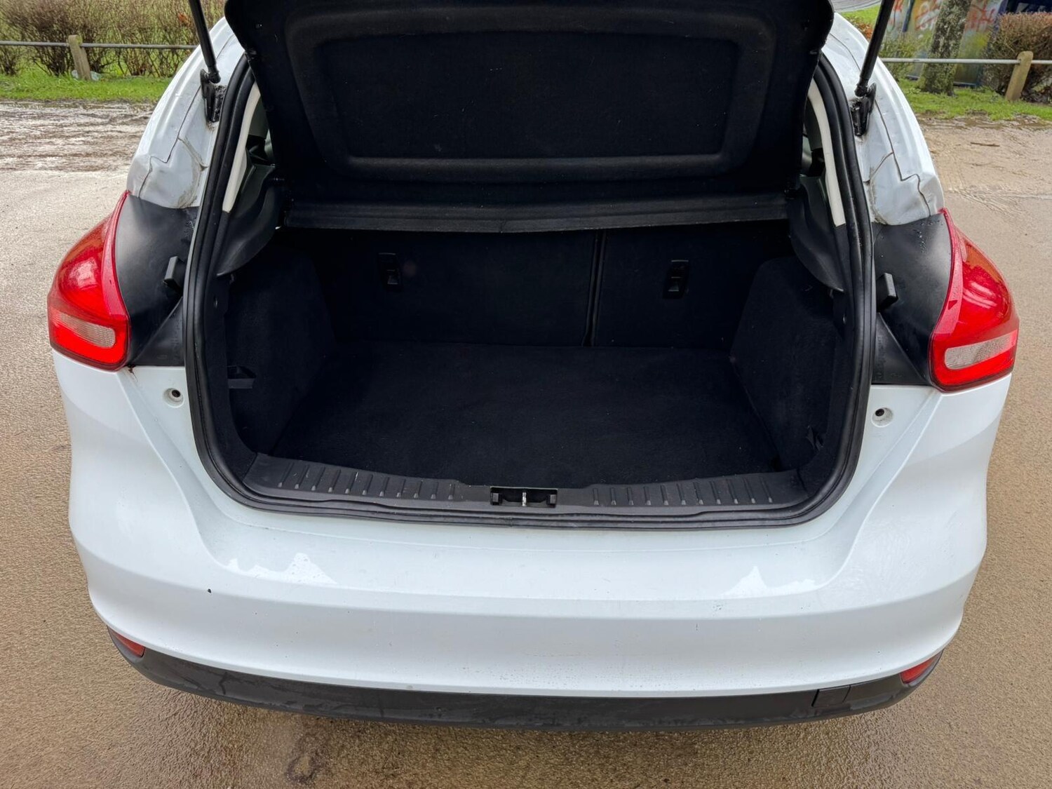 Used Ford Focus for sale - 78092365: Photo 25