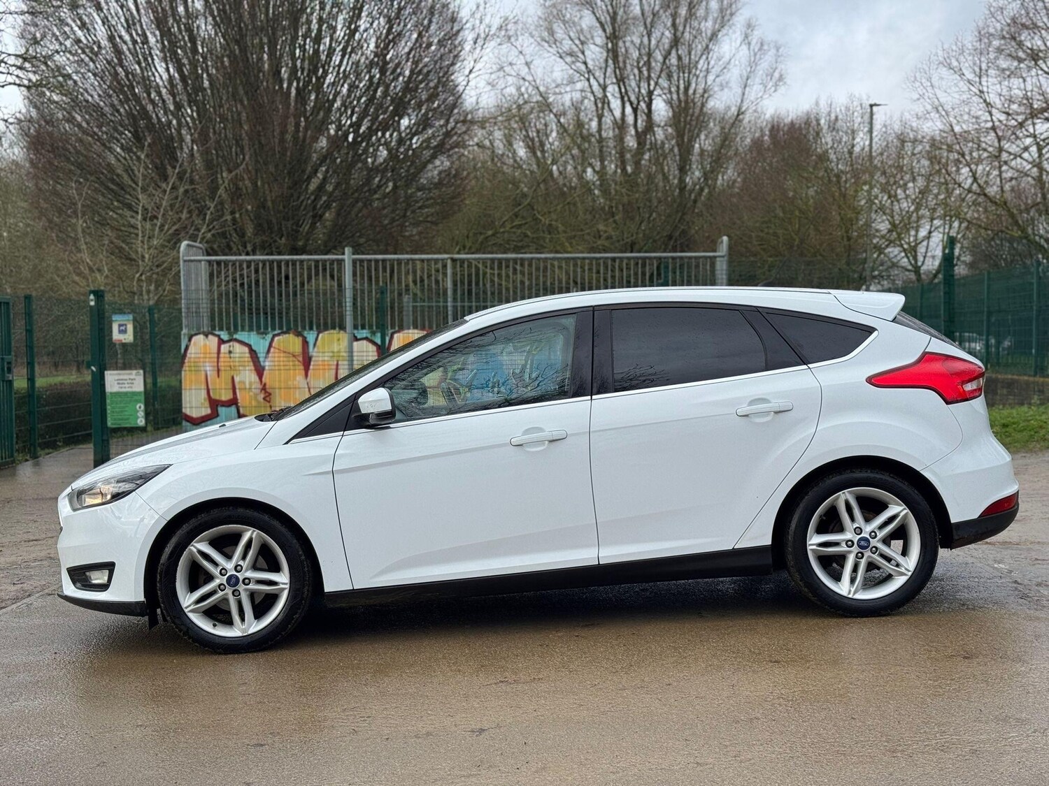 Used Ford Focus for sale - 78092365: Photo 9