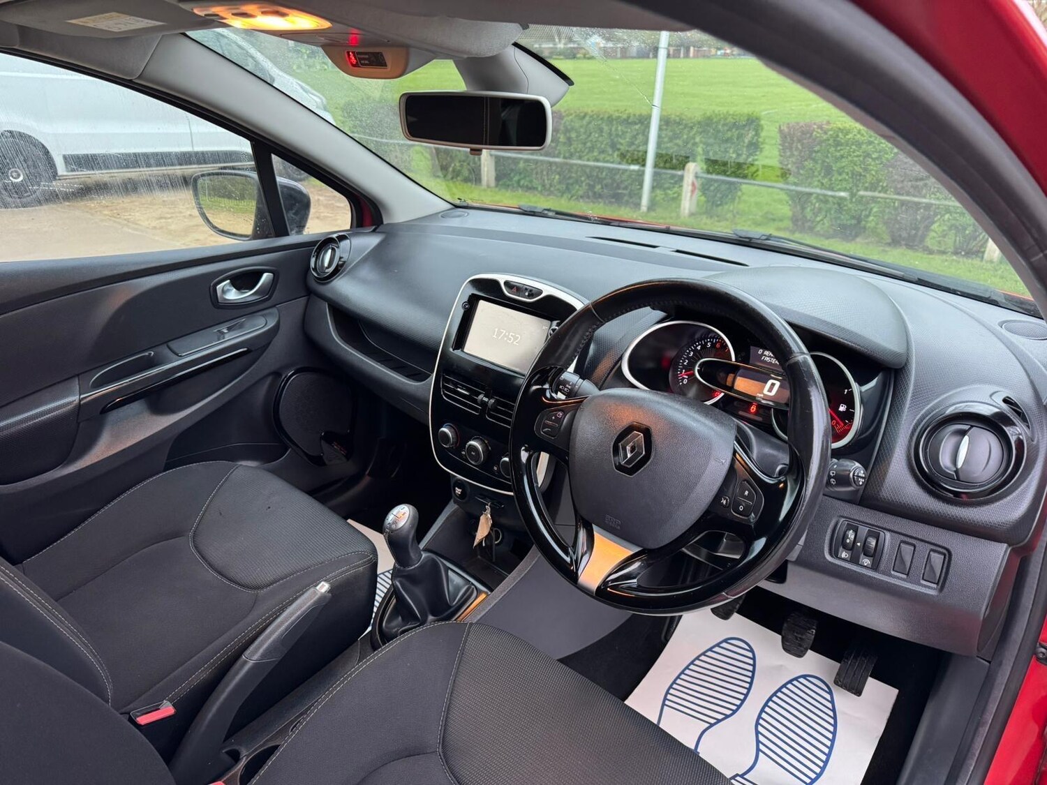 Used Renault Clio for sale - 78092291: Photo 17