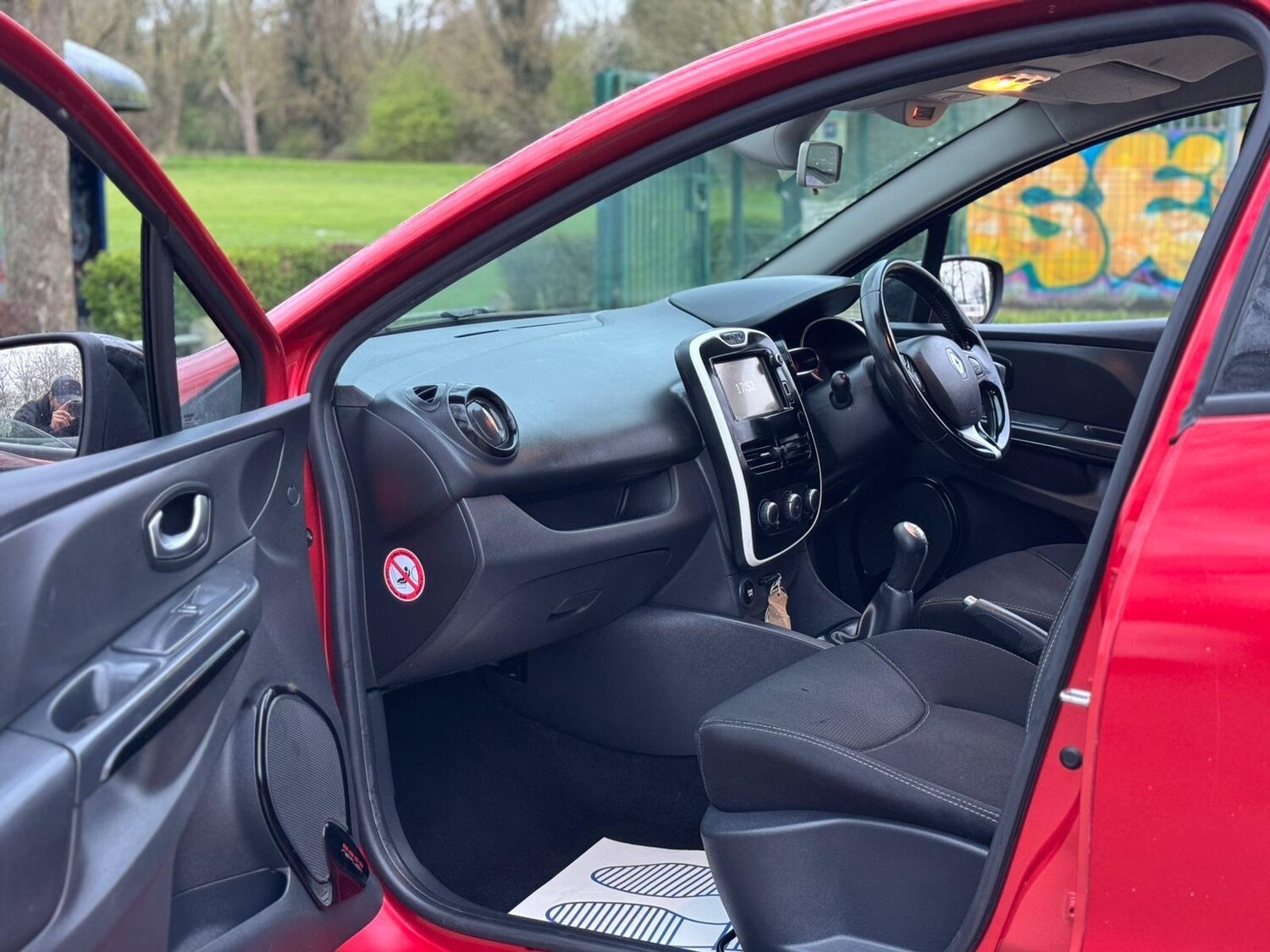 Used Renault Clio for sale - 78092291: Photo 19