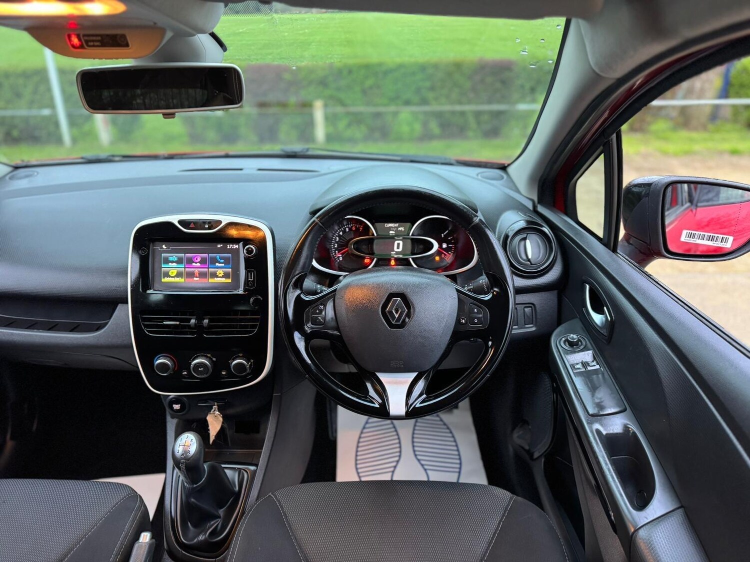 Used Renault Clio for sale - 78092291: Photo 29