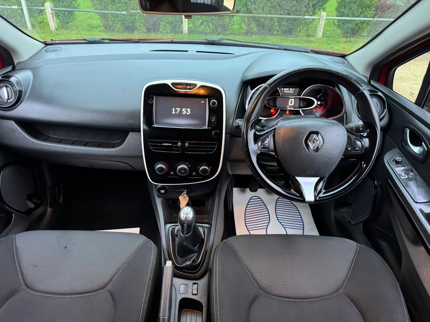 Used Renault Clio for sale - 78092291: Photo 31