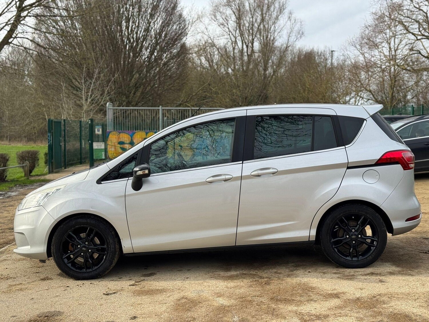 Used Ford B-MAX for sale - 78092385: Photo 9