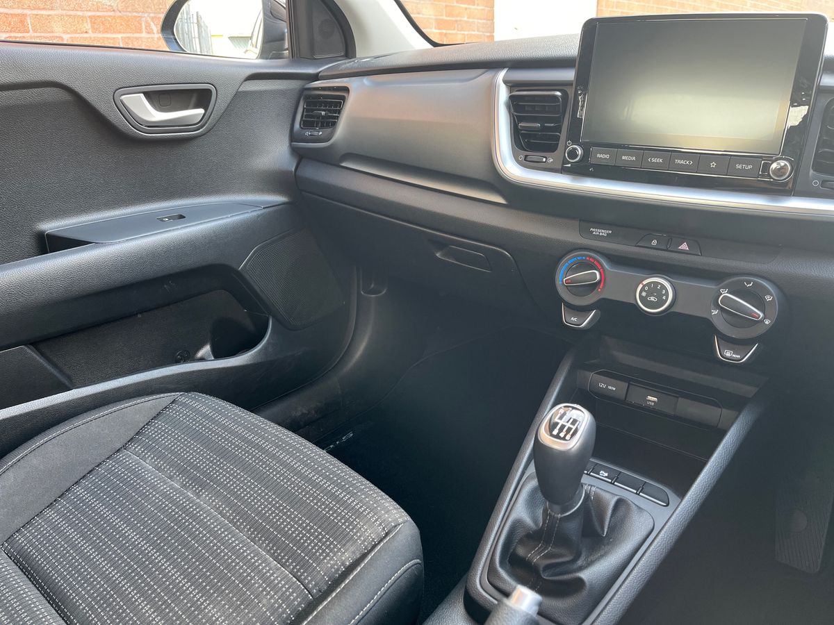 Used Kia Stonic 2024 for sale - 77884683: Photo 15