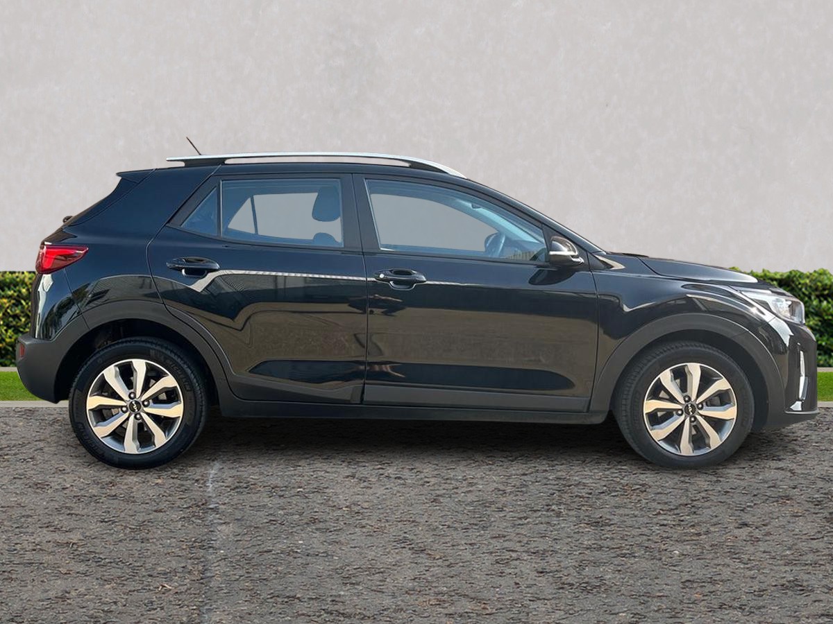 Used Kia Stonic 2024 for sale - 77884683: Photo 2