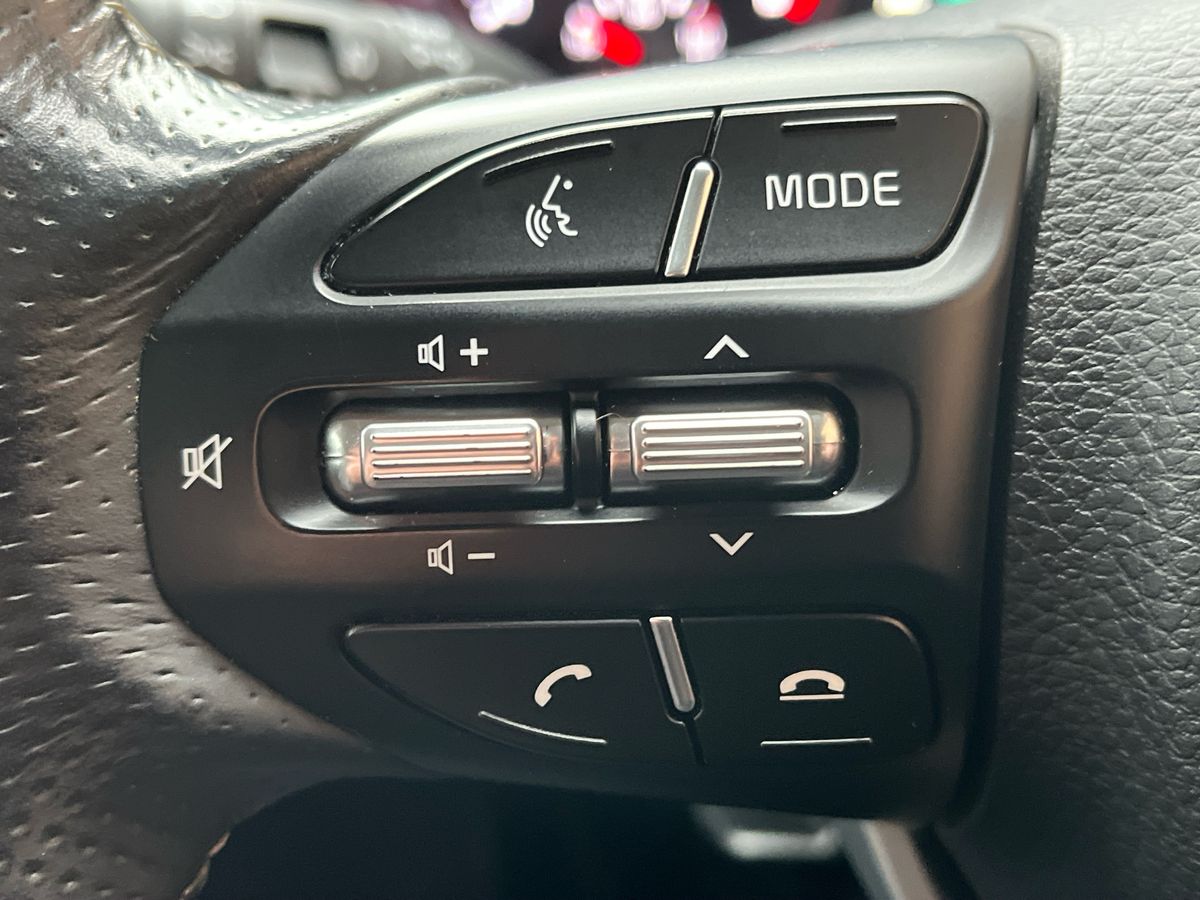 Used Kia Stonic 2023 for sale - 77884607: Photo 24