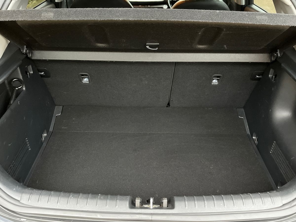 Used Kia Stonic 2023 for sale - 77884607: Photo 27