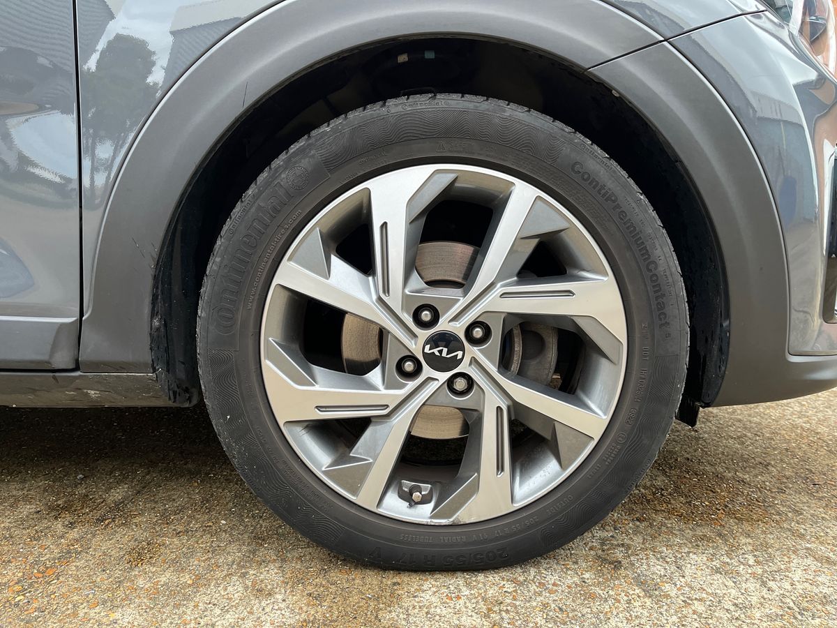 Used Kia Stonic 2023 for sale - 77884607: Photo 9