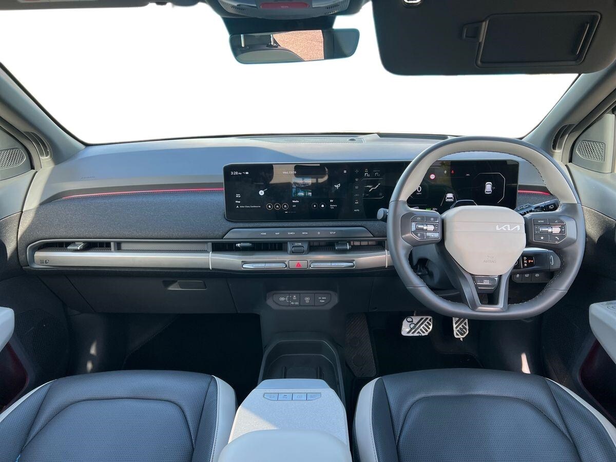 Used Kia EV3 2025 for sale - 77884600: Photo 12