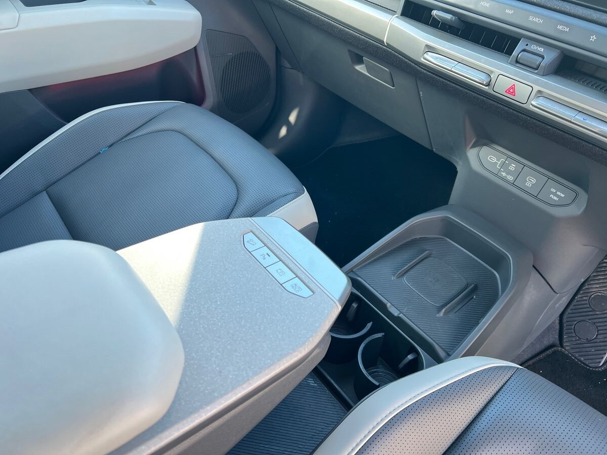 Used Kia EV3 2025 for sale - 77884600: Photo 14