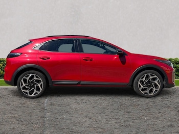 Used Kia XCeed 2023 for sale - 78246800: Photo