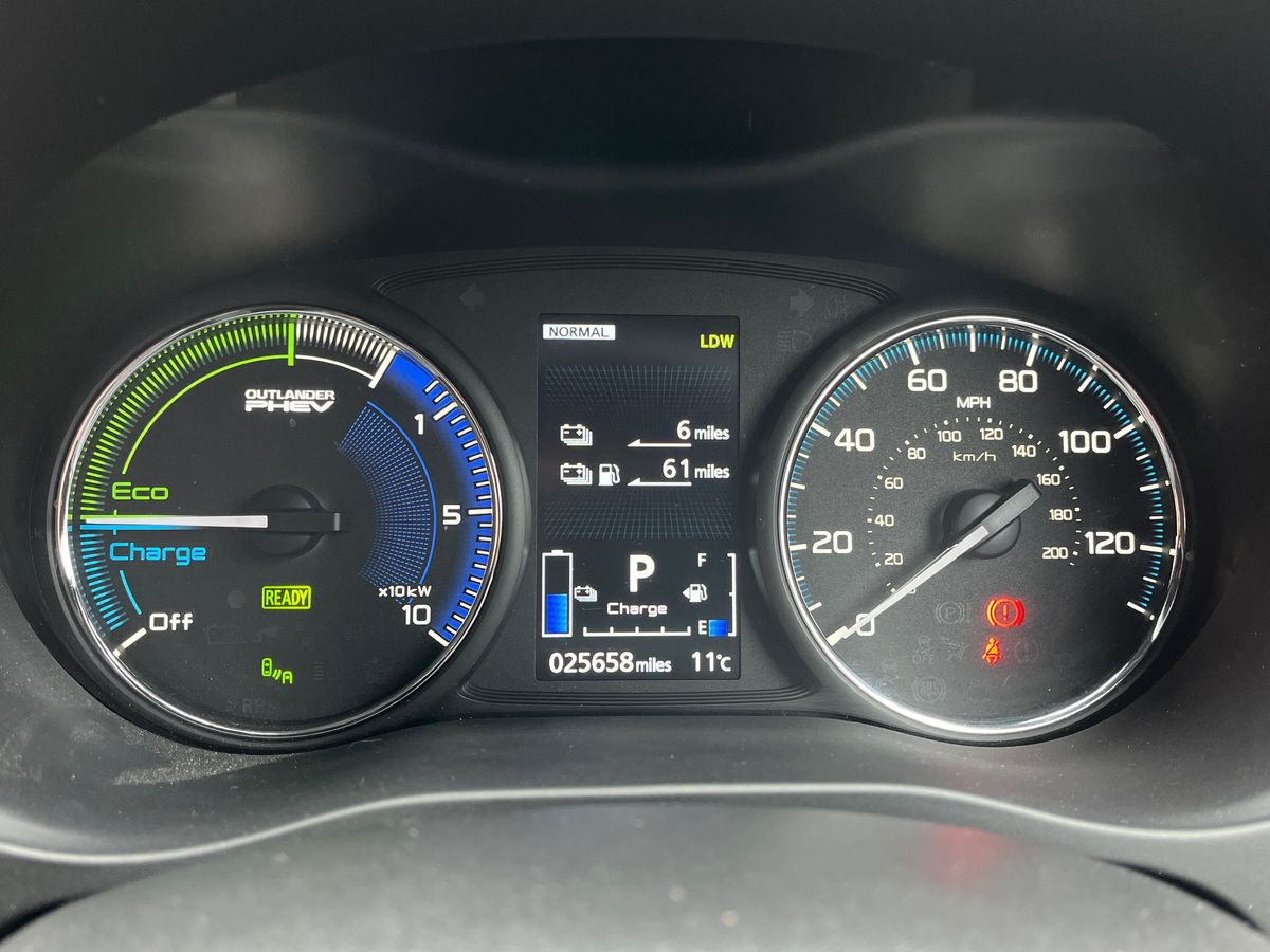 Used Mitsubishi Outlander 2020 for sale - 77884685: Photo 23