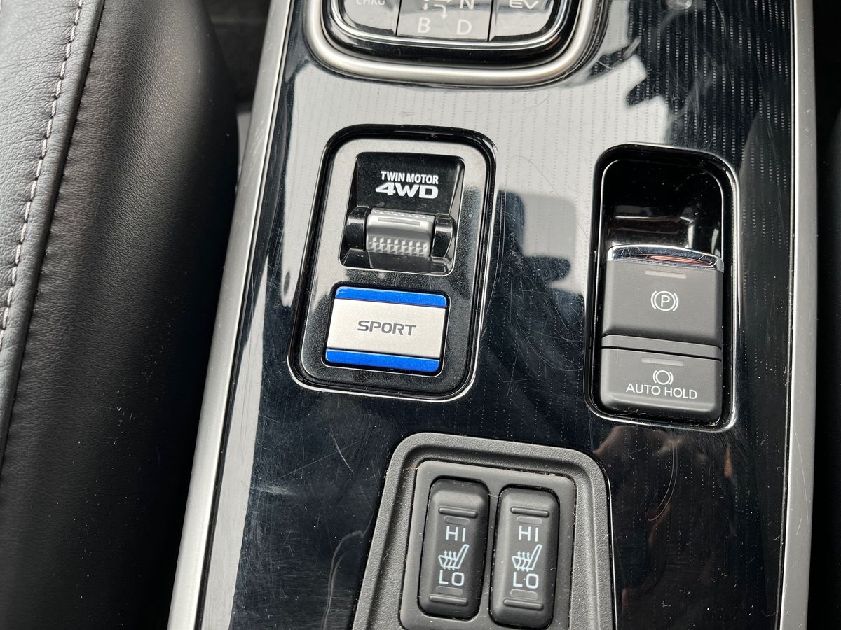 Used Mitsubishi Outlander 2020 for sale - 77884685: Photo 34