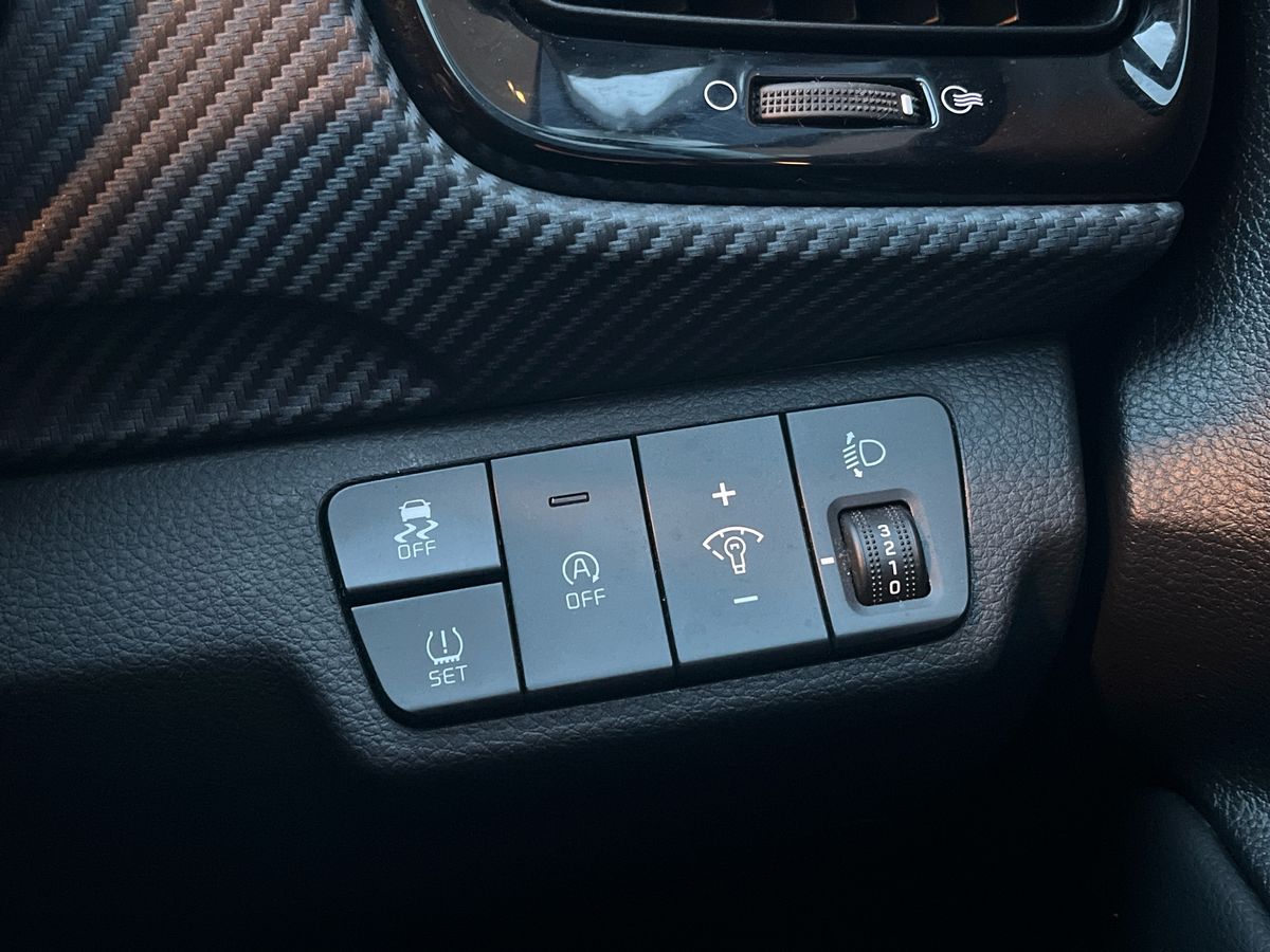 Used Kia Stonic 2024 for sale - 77884612: Photo 29