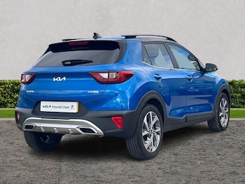 Used Kia Stonic 2023 for sale - 77975542: Photo