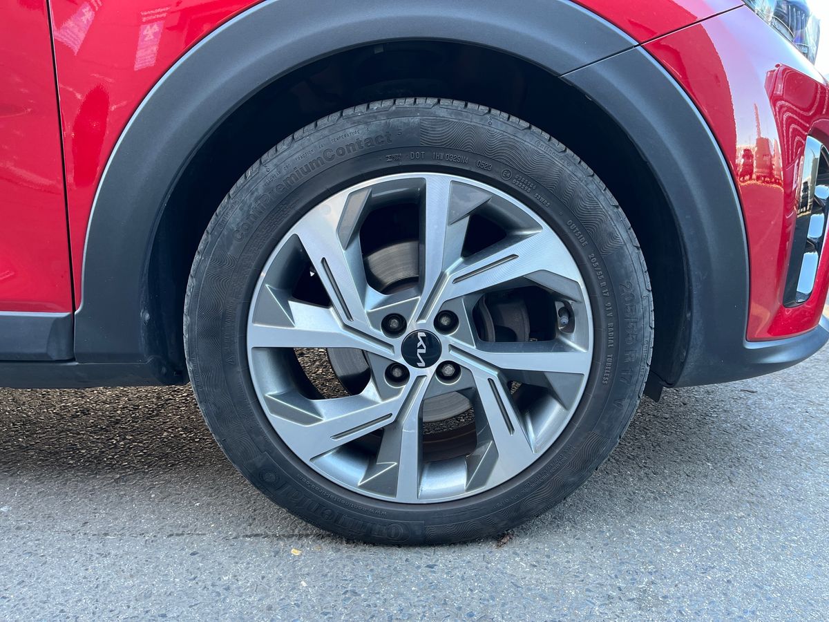 Used Kia Stonic 2023 for sale - 78158761: Photo 9