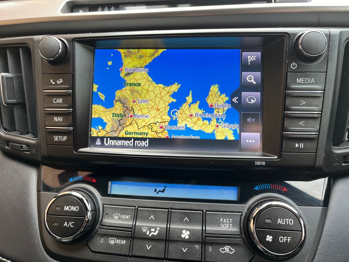 Used Toyota RAV4 2018 for sale - 77884635: Photo 20