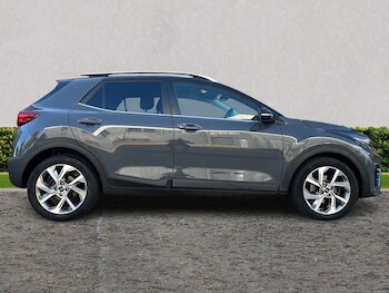 Used Kia Stonic 2023 for sale - 78320686: Photo