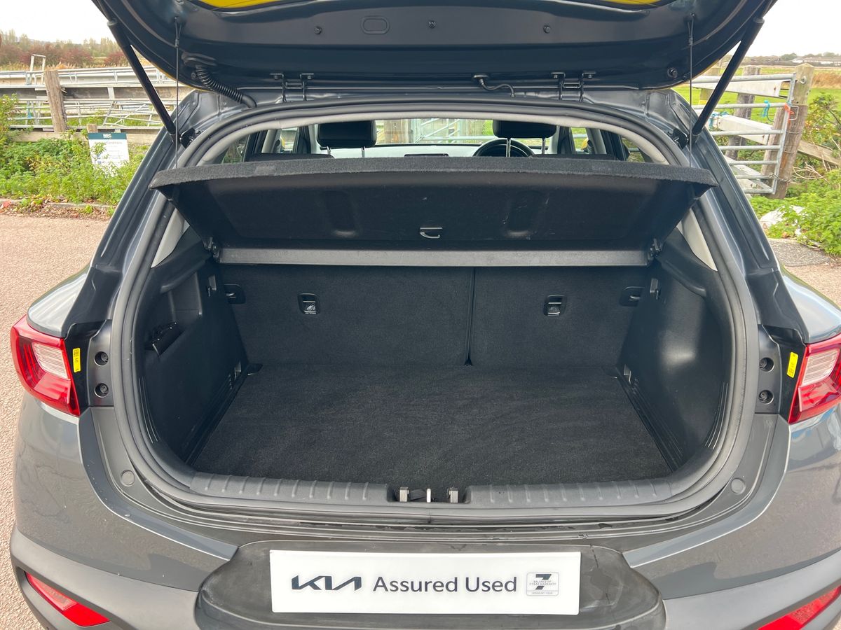 Used Kia Stonic 2023 for sale - 77884593: Photo 27