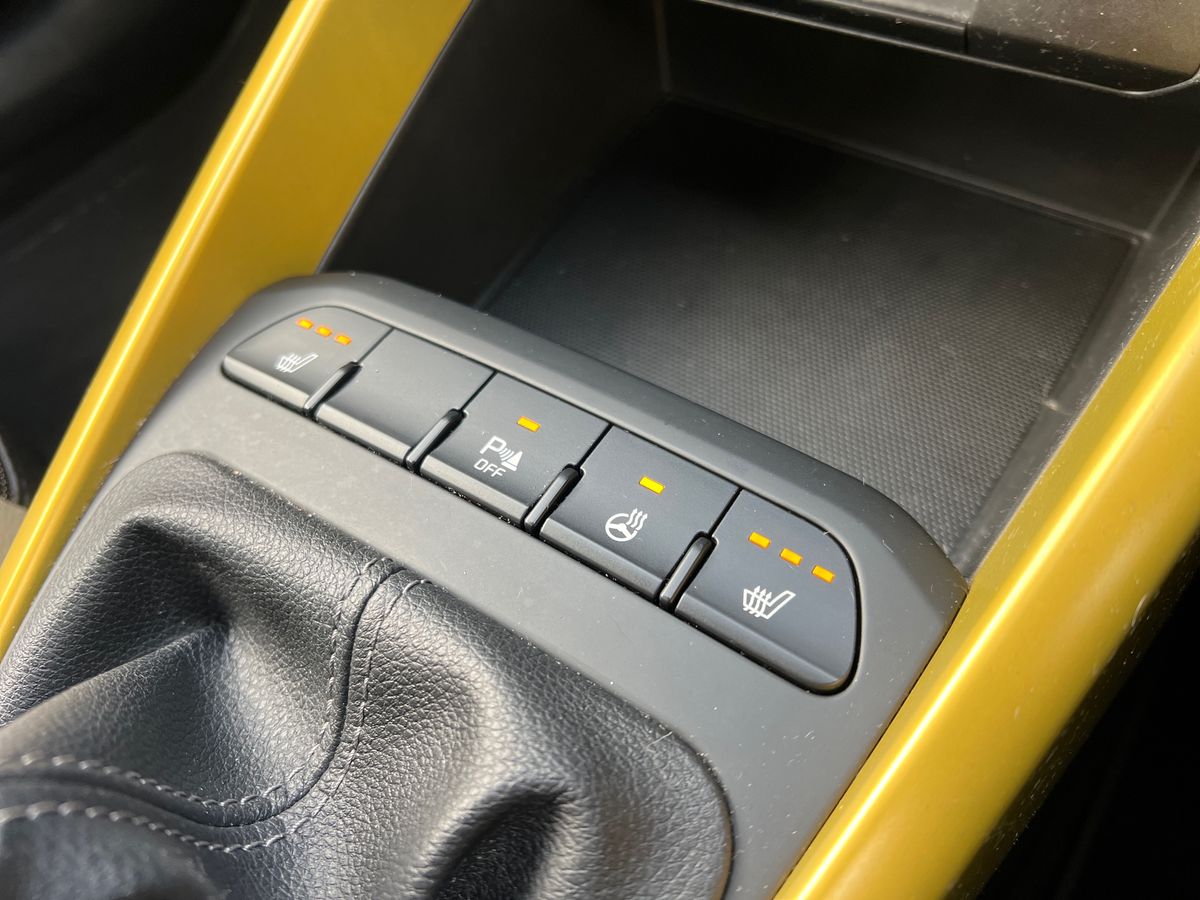 Used Kia Stonic 2023 for sale - 77884593: Photo 29