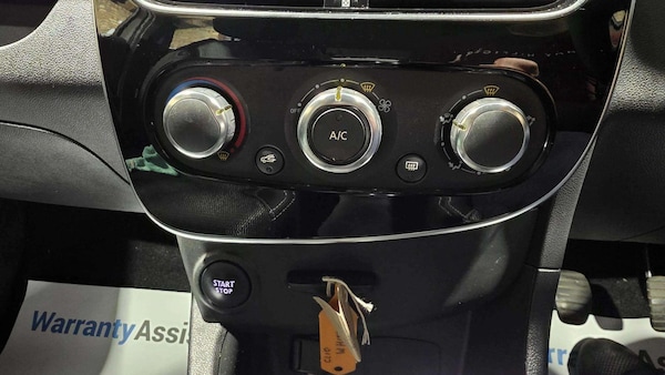 Used Renault Clio 2018 for sale - 76042299: Photo 18