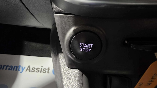 Used Renault Clio 2018 for sale - 76042299: Photo 19