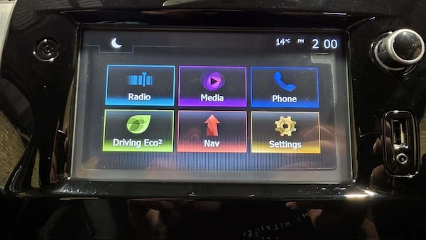 Used Renault Clio 2018 for sale - 76042299: Photo 33
