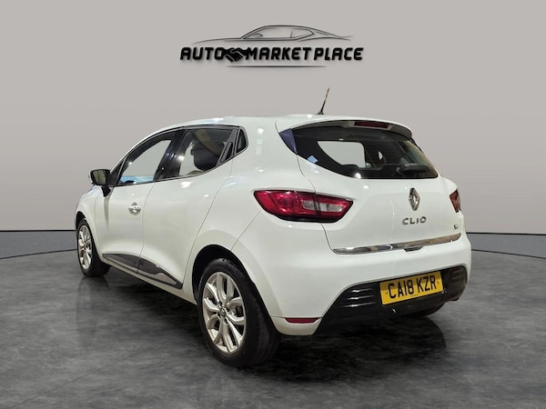 Used Renault Clio 2018 for sale - 76042299: Photo 4