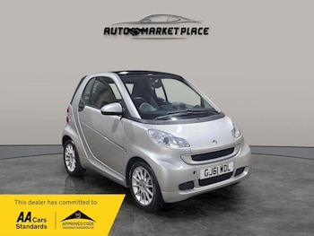 Used smart fortwo 2011 for sale - 76042698: Photo