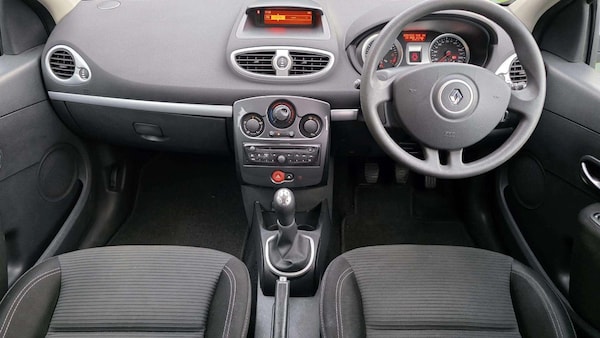 Used Renault Clio 2012 for sale - 76215681: Photo 13