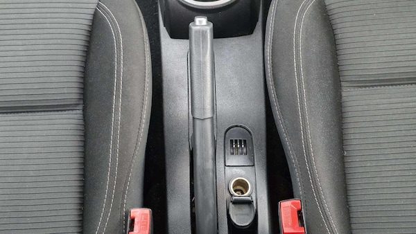 Used Renault Clio 2012 for sale - 76215681: Photo 15