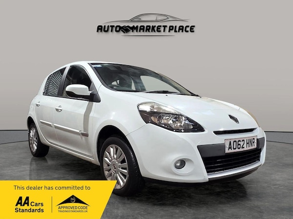 Used Renault Clio 2012 for sale - 76215681: Photo 1