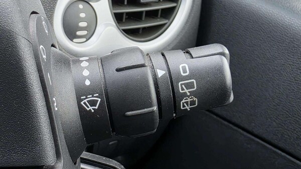 Used Renault Clio 2012 for sale - 76215681: Photo 29