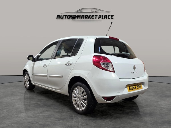 Used Renault Clio 2012 for sale - 76215681: Photo 5