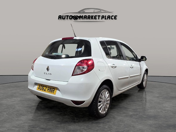 Used Renault Clio 2012 for sale - 76215681: Photo 9