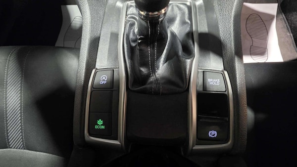 Used Honda Civic 2017 for sale - 76094889: Photo 11