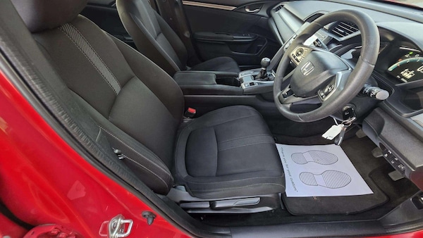Used Honda Civic 2017 for sale - 76094889: Photo 12