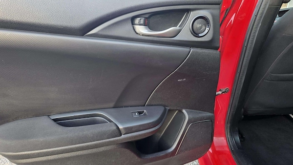 Used Honda Civic 2017 for sale - 76094889: Photo 21
