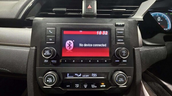 Used Honda Civic 2017 for sale - 76094889: Photo 30