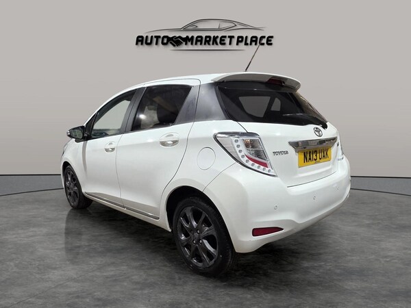 Used Toyota Yaris 2013 for sale - 76227748: Photo 4