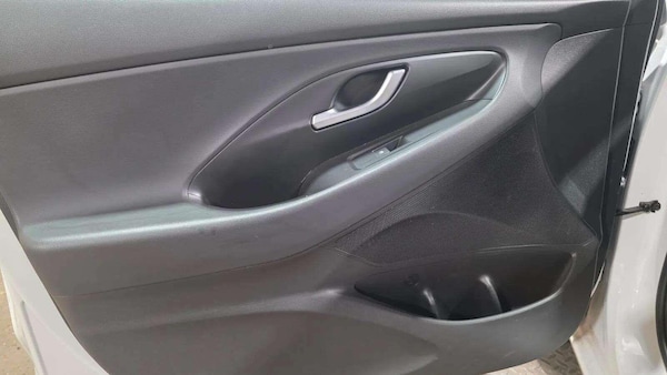 Used Hyundai i30 2018 for sale - 75589752: Photo 28