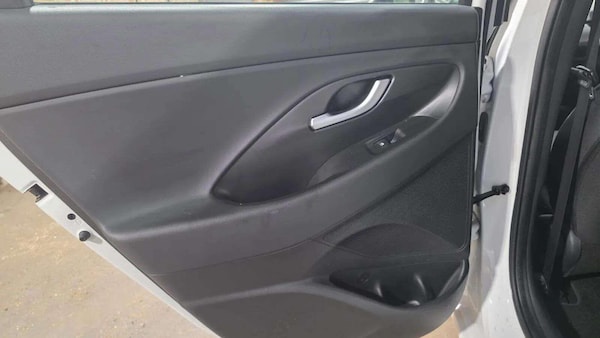 Used Hyundai i30 2018 for sale - 75589752: Photo 29