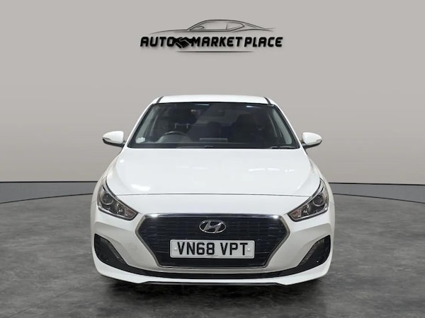 Used Hyundai i30 2018 for sale - 75589752: Photo 2