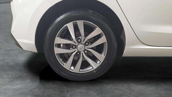 Used Hyundai i30 2018 for sale - 75589752: Photo 35