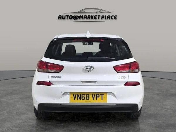 Used Hyundai i30 2018 for sale - 75589752: Photo 6