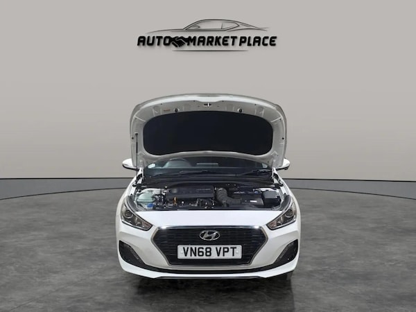 Used Hyundai i30 2018 for sale - 75589752: Photo 9
