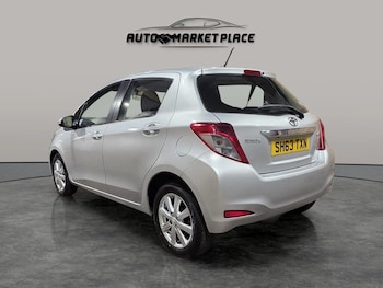 Used Toyota Yaris 2013 for sale - 75552508: Photo