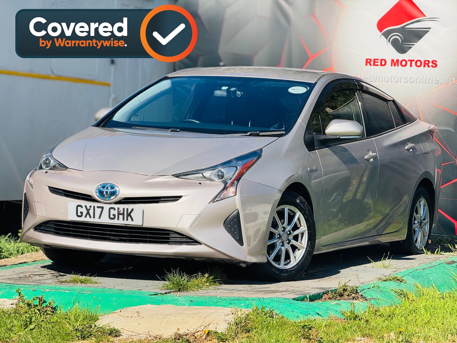 Used Toyota Prius 2020 for sale - 76217669: Photo 1
